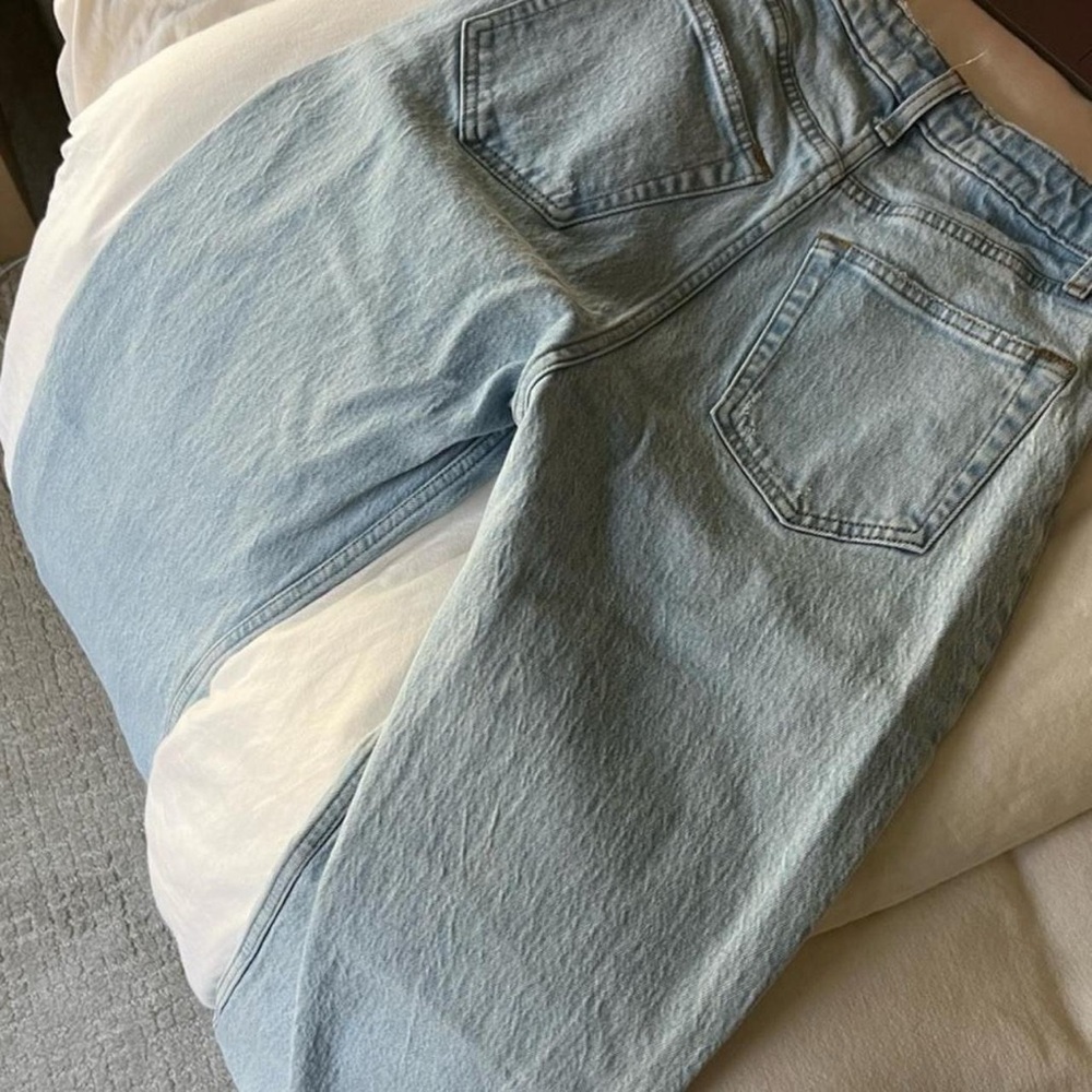 Abercrombie & Fitch Women's Straight Leg Jeans - Soft Blue